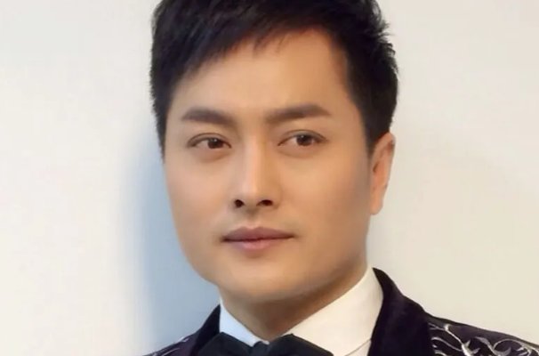 歌手云飞个人资料简介