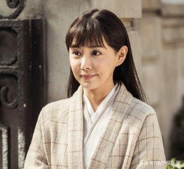 老酒馆中，小尊当年离开大连街后去哪里了？