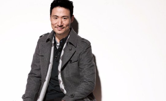 求一首歌，歌词有一句 你知不知道。