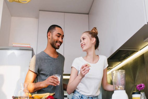 两个的读音怎样读?