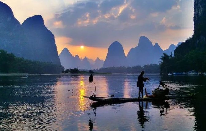 送桂州严大夫同用南字拼音版