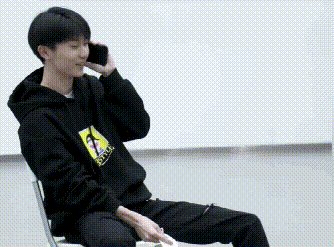 马嘉祺为什么叫郑州蛊王，他双胞胎哥哥马嘉诚照片来了