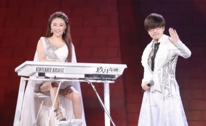 同样是男女搭档组合,玖月传奇和凤凰传奇相比差在哪里?