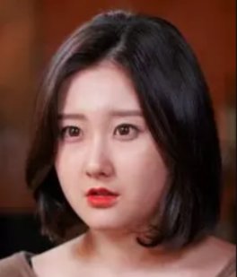 请问李一花是谁？