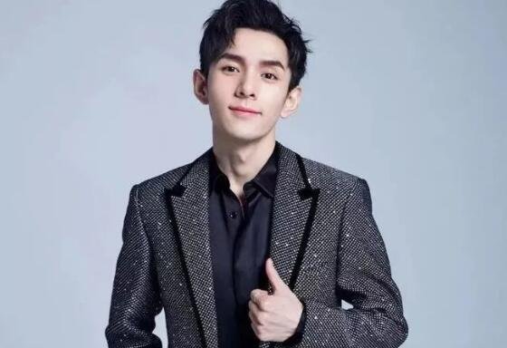 网红李佳琦直播的平台是哪一个？