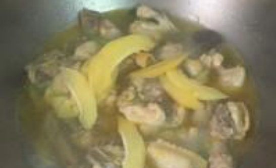 云南大理的酸木瓜鸡怎么做？