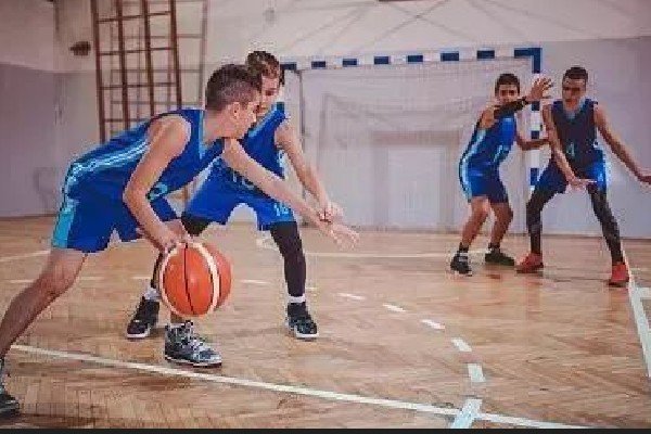 篮球8种基本步法