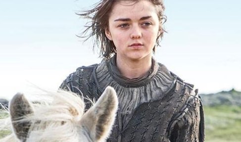 《权力的游戏》中，琼恩·雪诺的结局是什么？