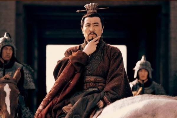 为什么说是刘备的不念恩情害死了张松，原因是什么