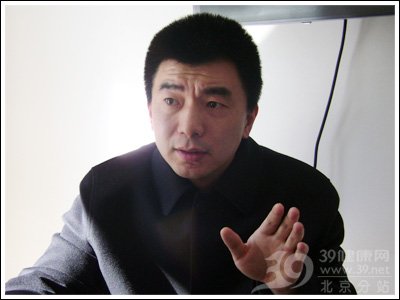 中里巴人的介绍