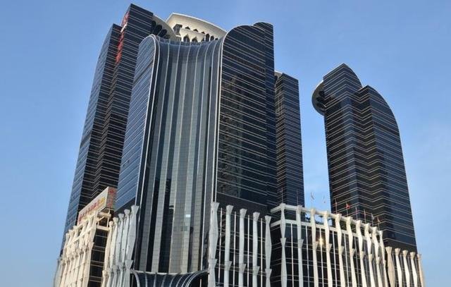 国内的哪些建筑称得上十大最丑陋建筑，分别在什么地方？