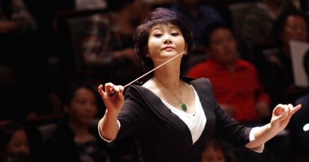 乐队指挥有什么作用？