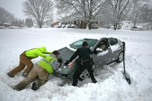 日本多地连降大雪至少10人死亡，大雪天气如何做好防护工作？