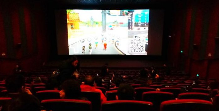 成都一影院复映首日票卖光,影院收入多少钱?