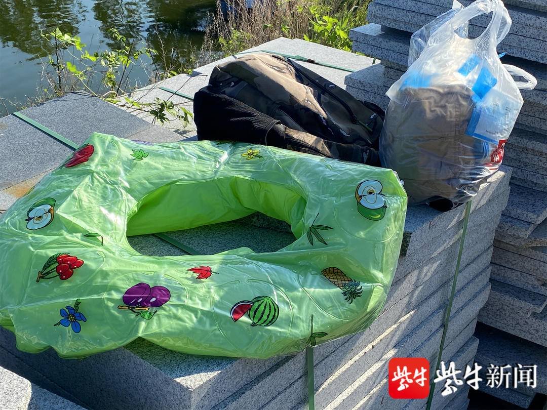 镇江男子为回老家用木板横渡长江，男子的做法可取吗？