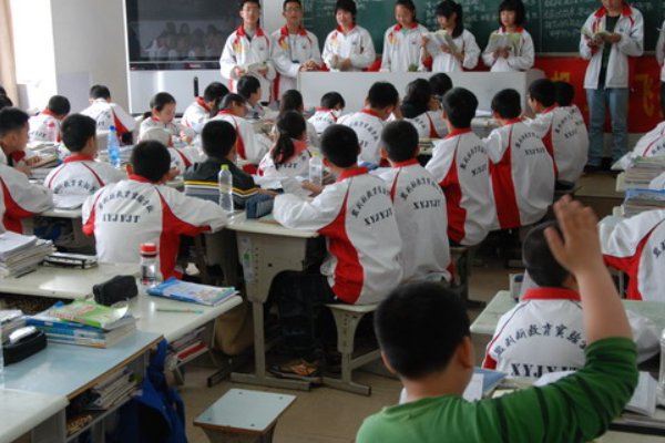 用念念有词造句