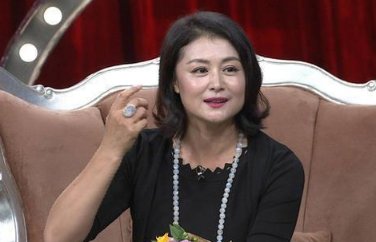 瞒了这么多年，“谢大脚”终于公开丈夫身份，怪不得要藏着，他是谁？