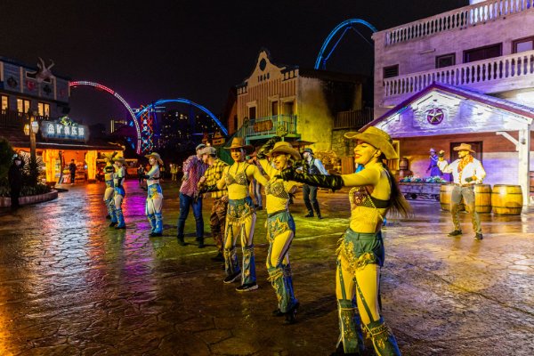 深圳欢乐谷夜场攻略