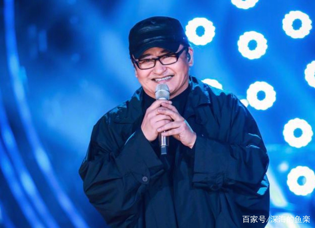 刘欢因为什么原因退出《中国好声音》的舞台？