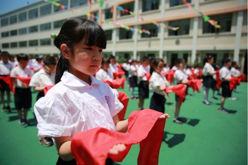 3 我们队的性质:是中国少年儿童是(),是()学习中国特色社会主义和共产主义的学