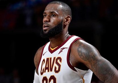 为什么詹姆斯叫皇帝，而奥登叫大帝？