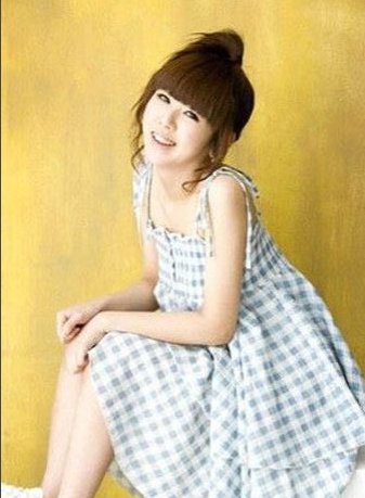 可爱颂的谐音歌词是什么？