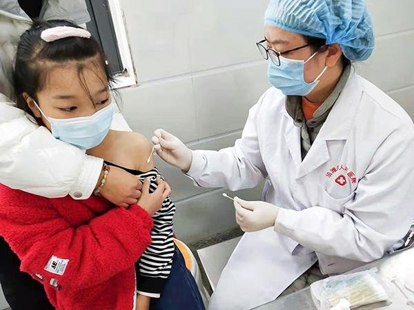 疫情逐步开放，钟南山院士的最新表态值得警惕，说了些什么？