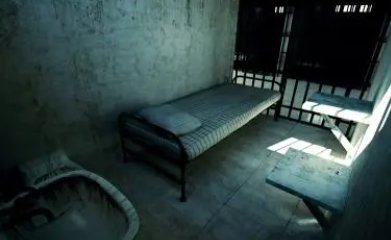 监狱担负着什么样的任务？