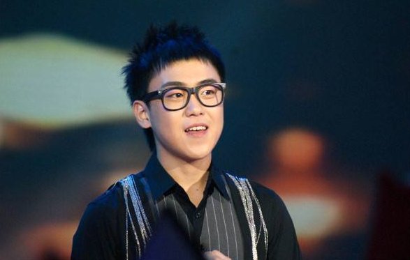 “最后，最后还是放开了手”这啥歌？