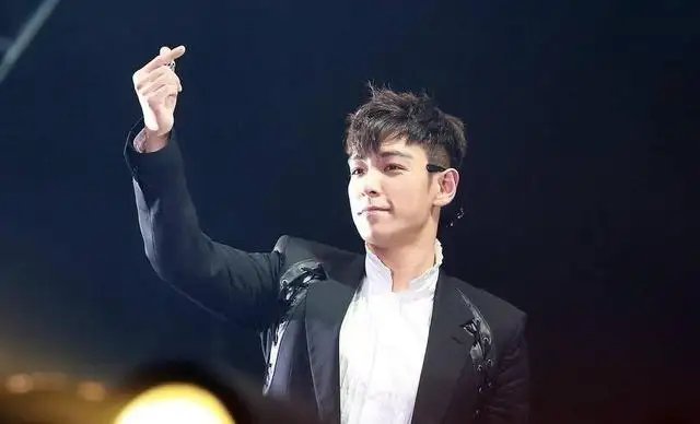 TOP崔胜铉发文告别YG,为什么他要离开YG?