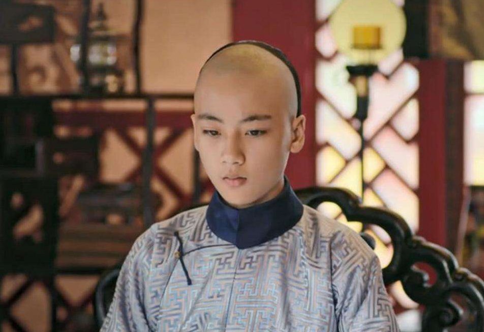 古代帝王都想活得长久，那么去世年龄最小的是哪位帝王？