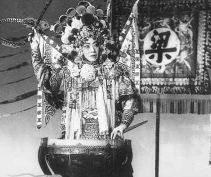 我国戏曲的主要特点是什么?