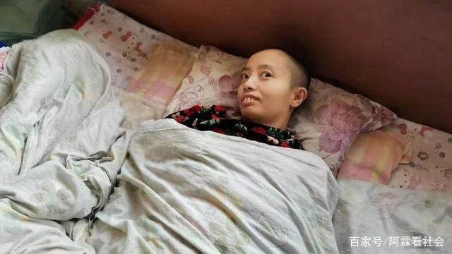 唐山地震时，丈夫用身体护住植物人妻子：我答应要保护你一辈子，你怎么看？