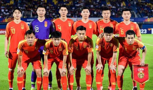 世预赛国足首发阵容