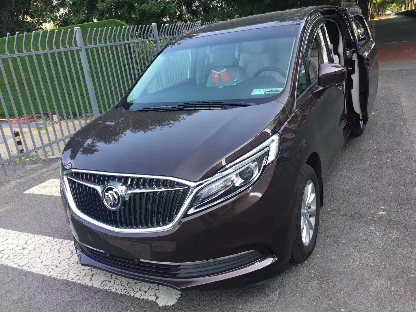 北京包车一天多少钱？？