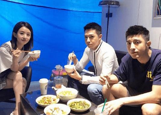 《我和你的倾城时光》是一部什么题材的电视剧？