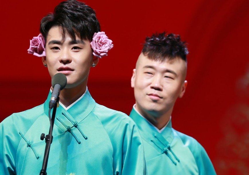 张云雷为什么坠楼