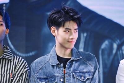 任豪后援会否认全员卸任，这样的艺人还配有后援会吗？