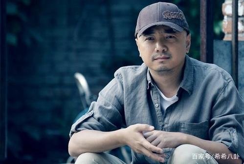 胖到像是怀胎7月孕妇的徐峥，是如何自我调侃的？