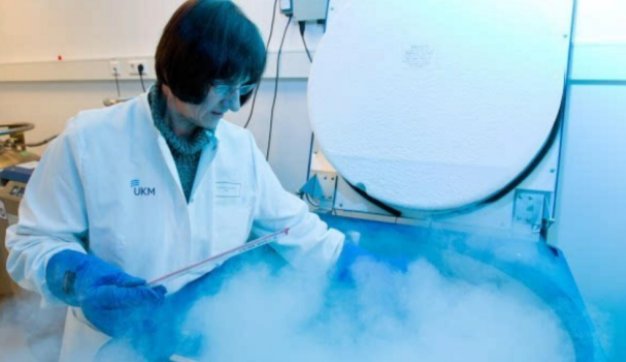 中国首例冷冻人丈夫回应新感情，他的回应有何不妥？