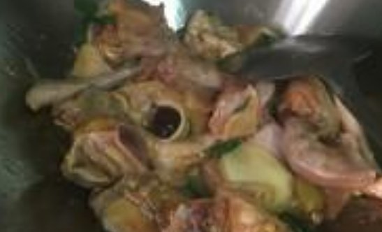 云南大理的酸木瓜鸡怎么做？