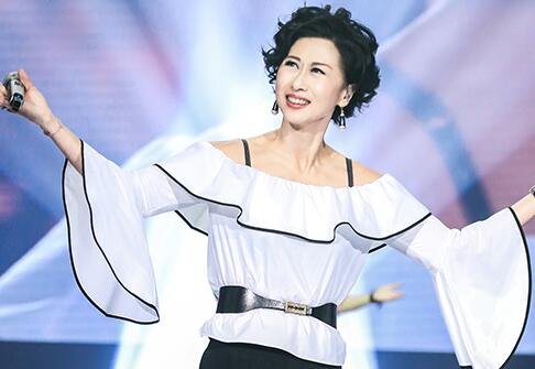 天地悠悠过客匆匆的歌词是什么