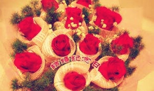 结婚纪念日如何过比较有意义？