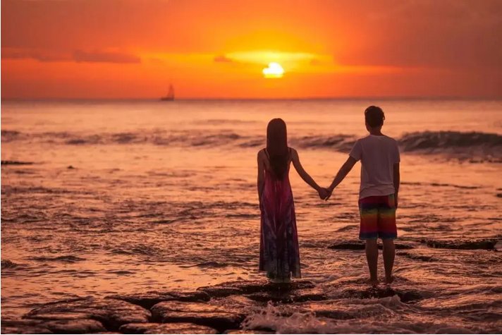 有情人终成眷属下一句是什么？