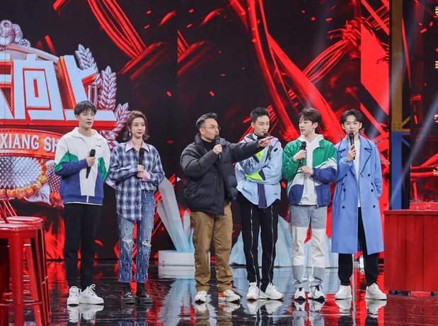 天天向上什么时候播出