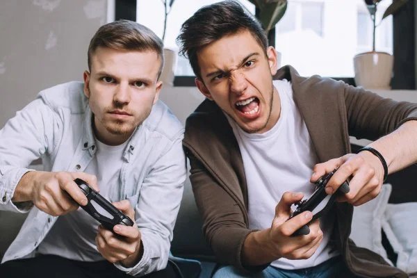 少年跳11楼致残仍难戒网瘾，为何“防沉迷”挡不住“开黑诱惑”？