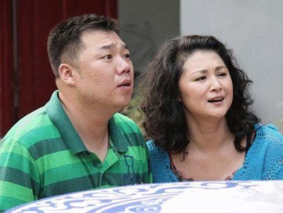 瞒了这么多年，“谢大脚”终于公开丈夫身份，怪不得要藏着，他是谁？