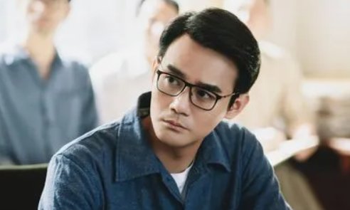 刘烨、王凯、黄轩等明星接连在人民日报上刊发文章，这背后有何意义？