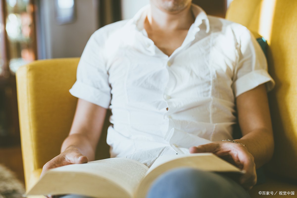 旧书不厌百回读下一句