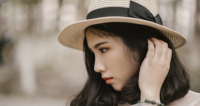 面对曾经的感情，忘不掉也放不下，应该怎么处理才好？